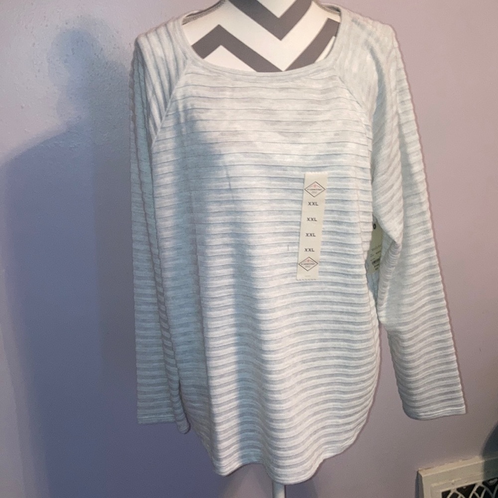 Long sleeve knit